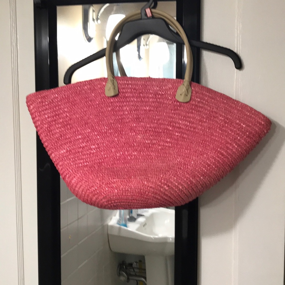 Pocketbook pink
